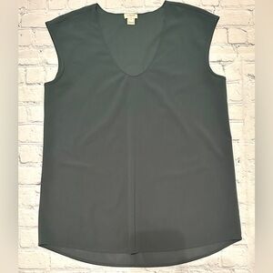 Green Sleeveless J. Crew Women’s Top (Size 6)